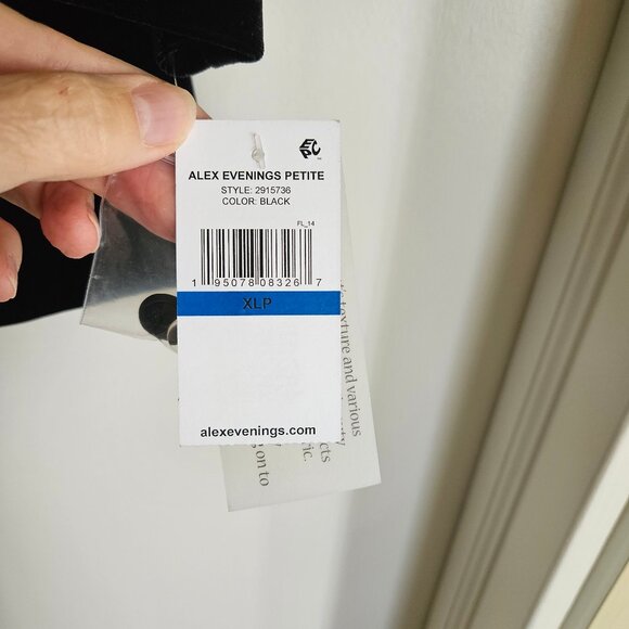 Alex Evenings Petite Velvet Wrap Top NWT XLP - Picture 4 of 9